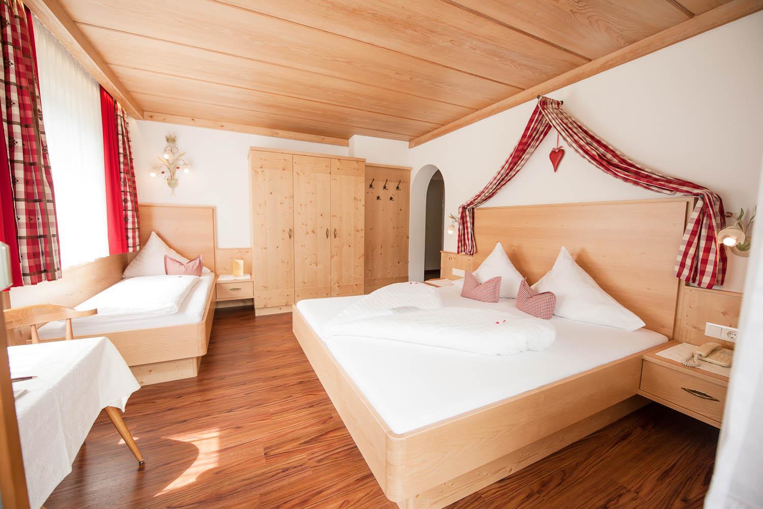 Hotel Angelika Neustift im Stubaital Esterno foto