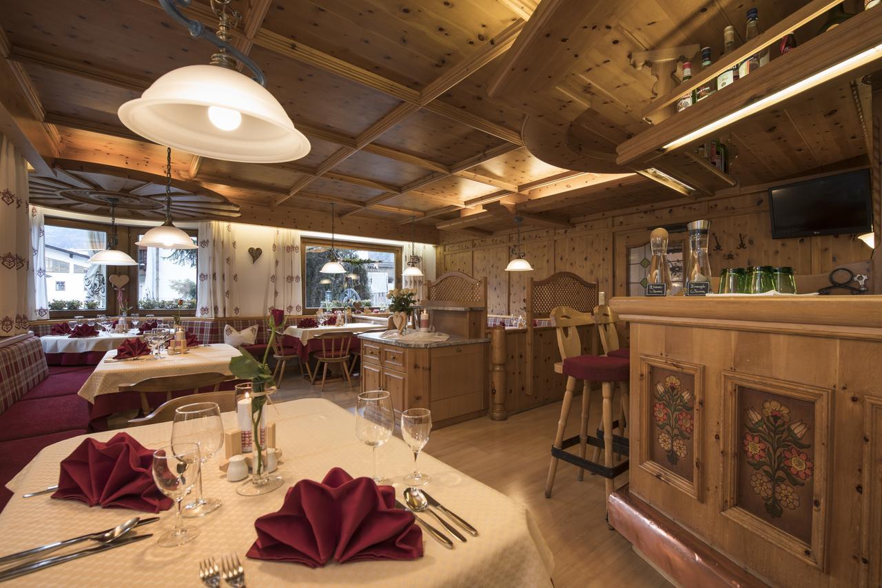 Hotel Angelika Neustift im Stubaital Esterno foto